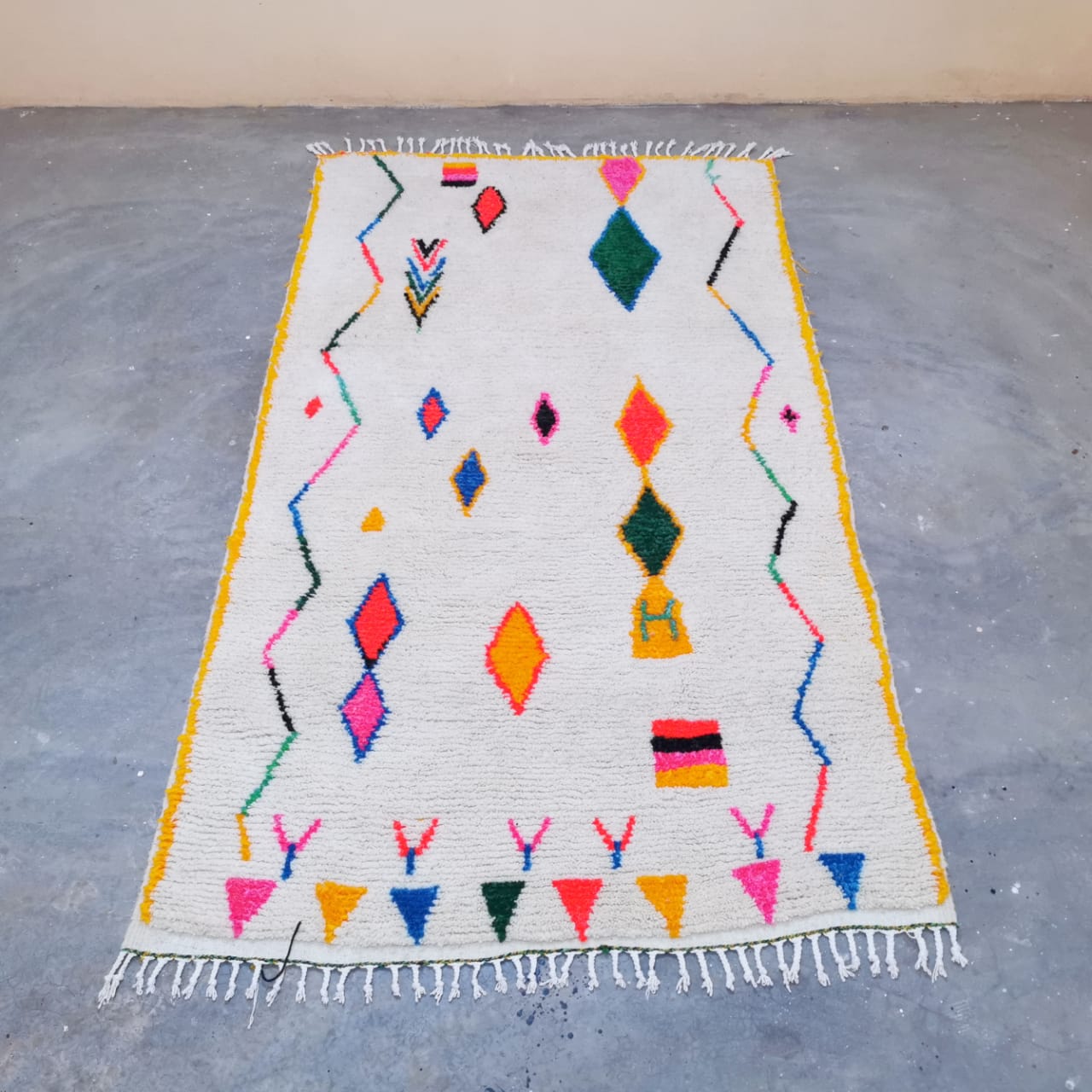 Colorful Azilal Berber Rug  4.69 ft x 8.33 ft ( RA#0323 )