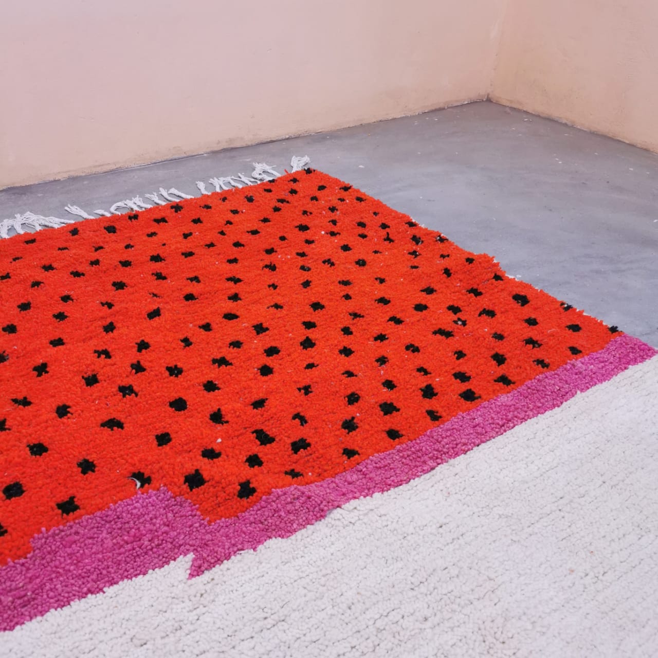 Red with Black Dots Beni Ouarain Berber Rug  5.18 ft x 8.00 ft ( RA#03765 )