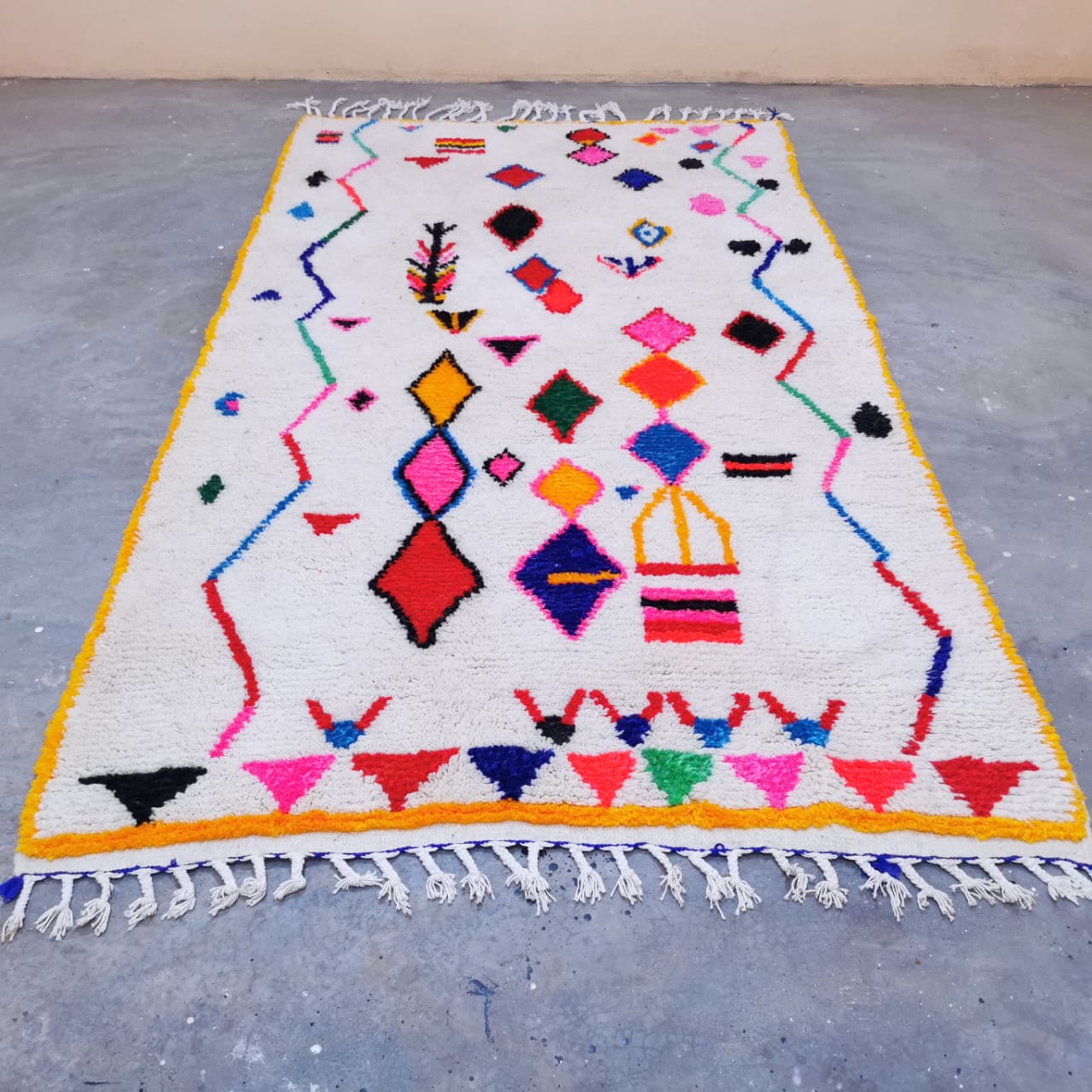 Colorful Azilal Berber Rug  4.69 ft x 8.33 ft ( RA#04535 )