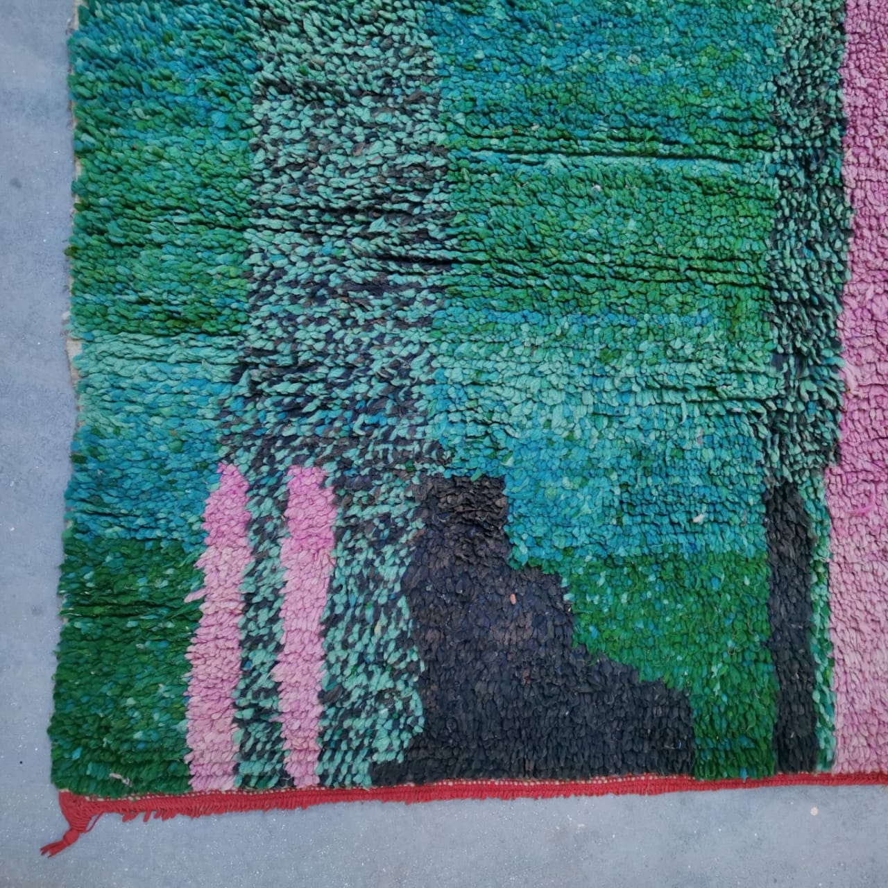 Green Colorful Beni Ouarain Berber Rug  4.92 ft x 7.67 ft ( RA#67783 )